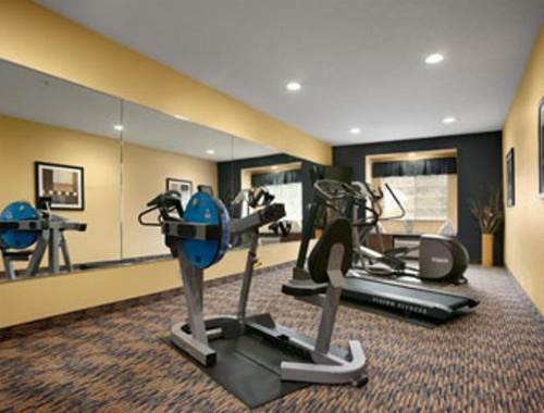 Microtel Inn & Suites By Wyndham Chili/Rochester Airport image 10