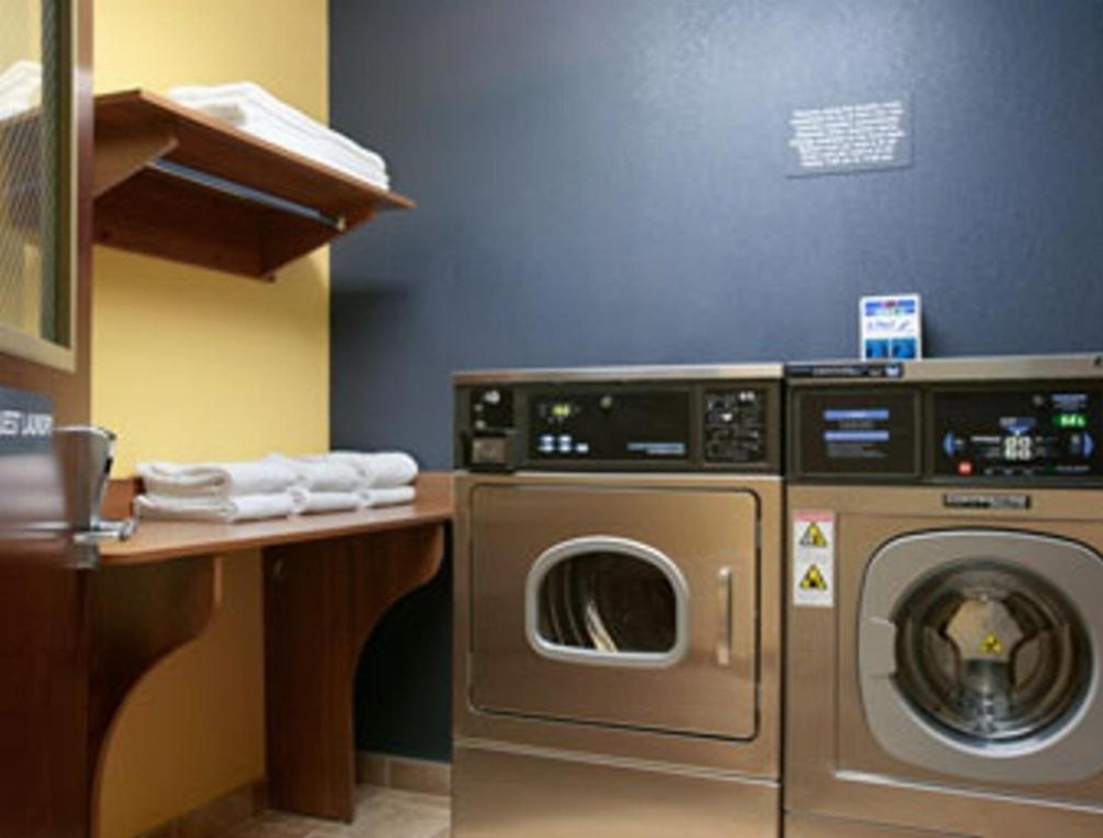 Microtel Inn & Suites By Wyndham Chili/Rochester Airport Image 15
