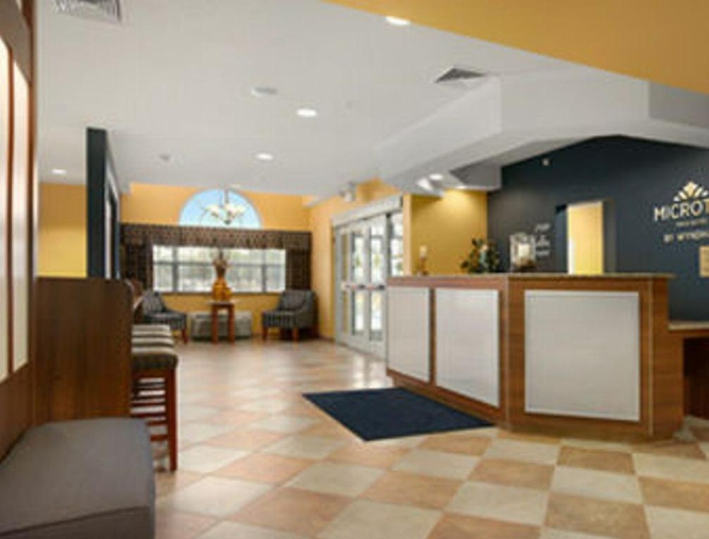 Microtel Inn & Suites By Wyndham Chili/Rochester Airport Image 17