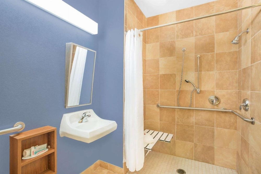 Microtel Inn & Suites By Wyndham Chili/Rochester Airport Image 20