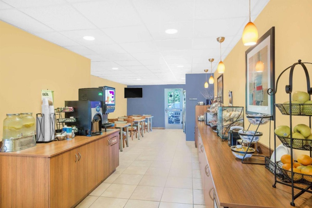 Microtel Inn & Suites By Wyndham Chili/Rochester Airport Image 31