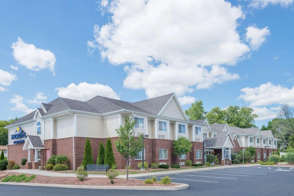 Microtel Inn & Suites By Wyndham Chili/Rochester Airport Image 34