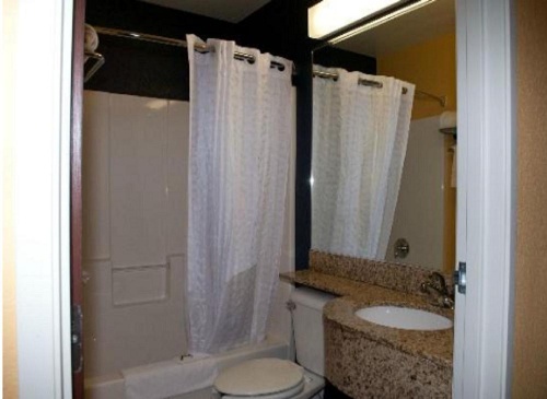 Microtel Inn & Suites By Wyndham Chili/Rochester Airport image 7